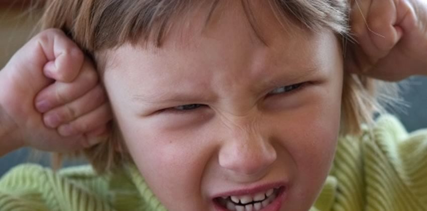 Las personas con TDAH pueden tener dificultades para interiorizar sus emociones y para controlar la intensidad de las mismas (autorregulación emocional).