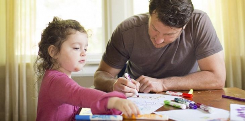 Jugar con nuestros hijos desarrolla y aumenta su capacidad de concentración